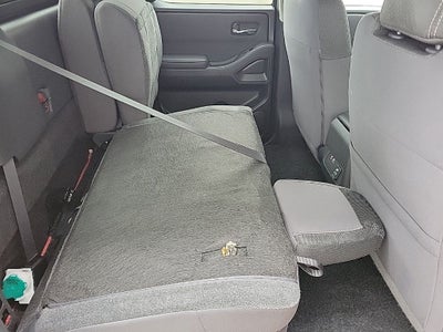 2024 Nissan Frontier Crew Cab SV