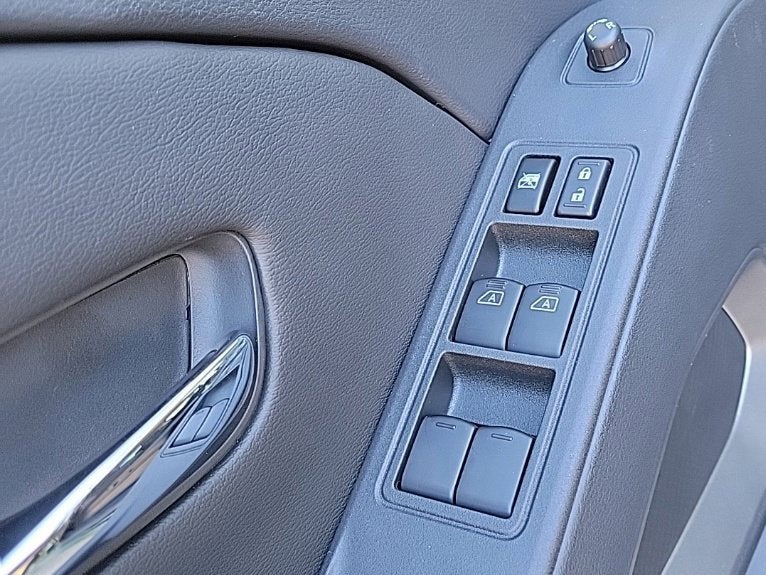 2027 Nissan Frontier Crew Cab SV
