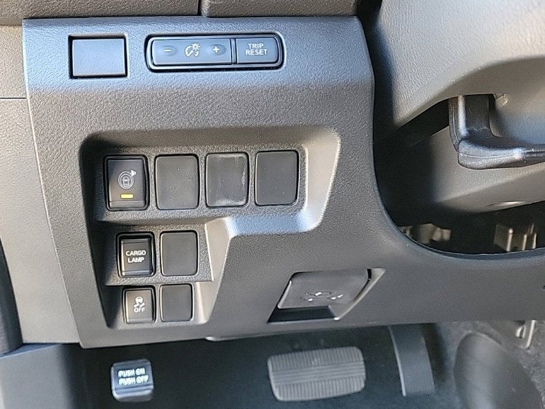 2027 Nissan Frontier Crew Cab SV