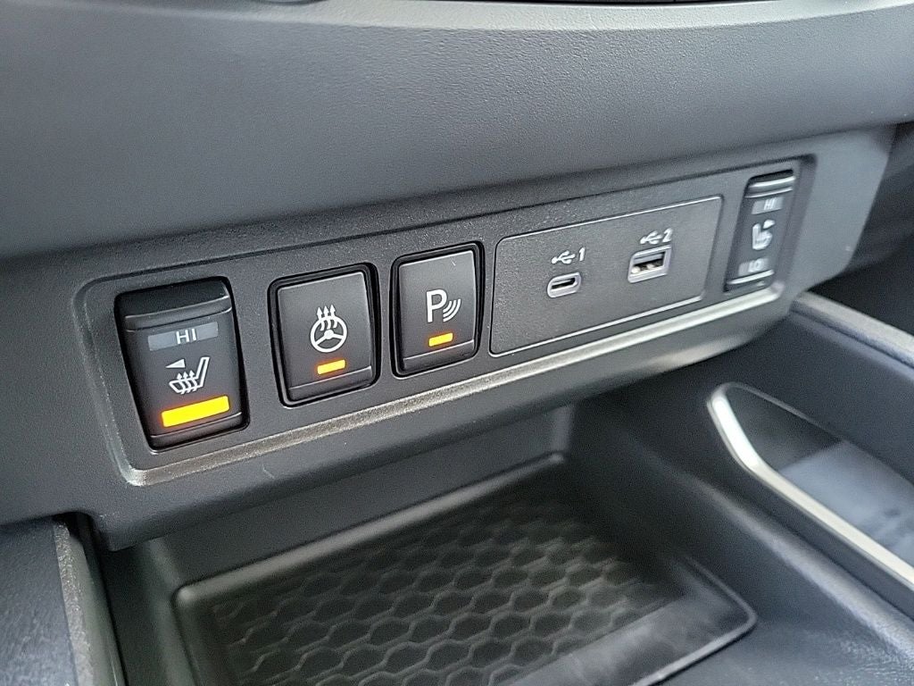 2024 Nissan Frontier Crew Cab SV