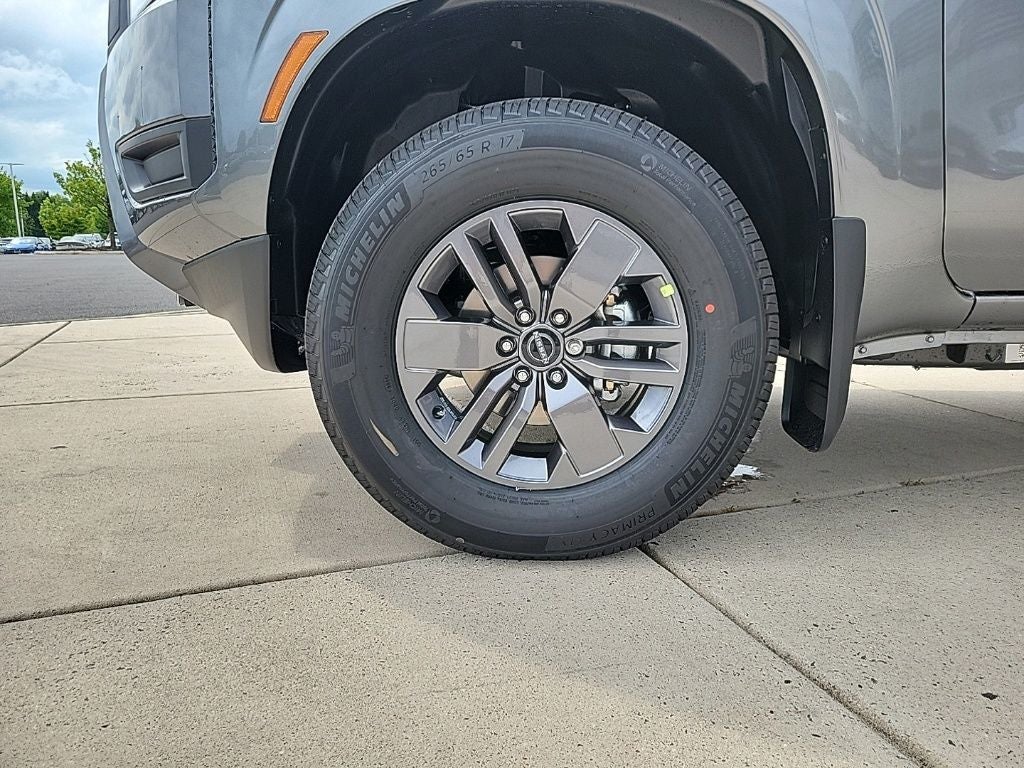 2026 Nissan Frontier Crew Cab SV
