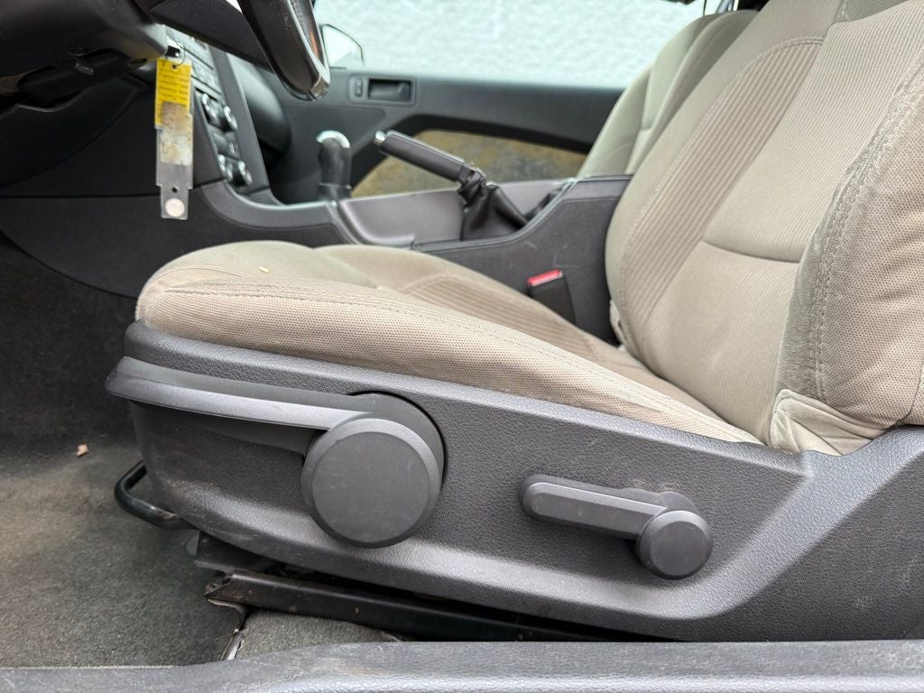 2014 Ford Mustang V6