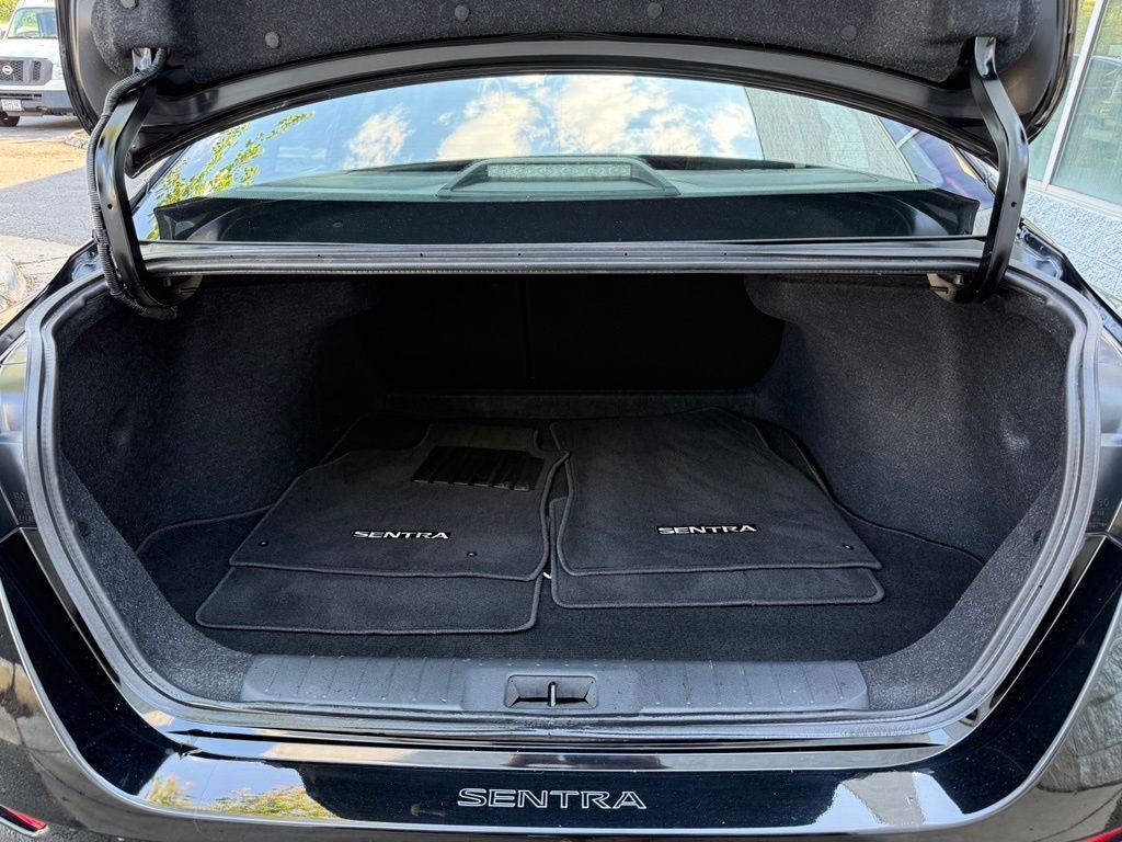 2022 Nissan Sentra SR