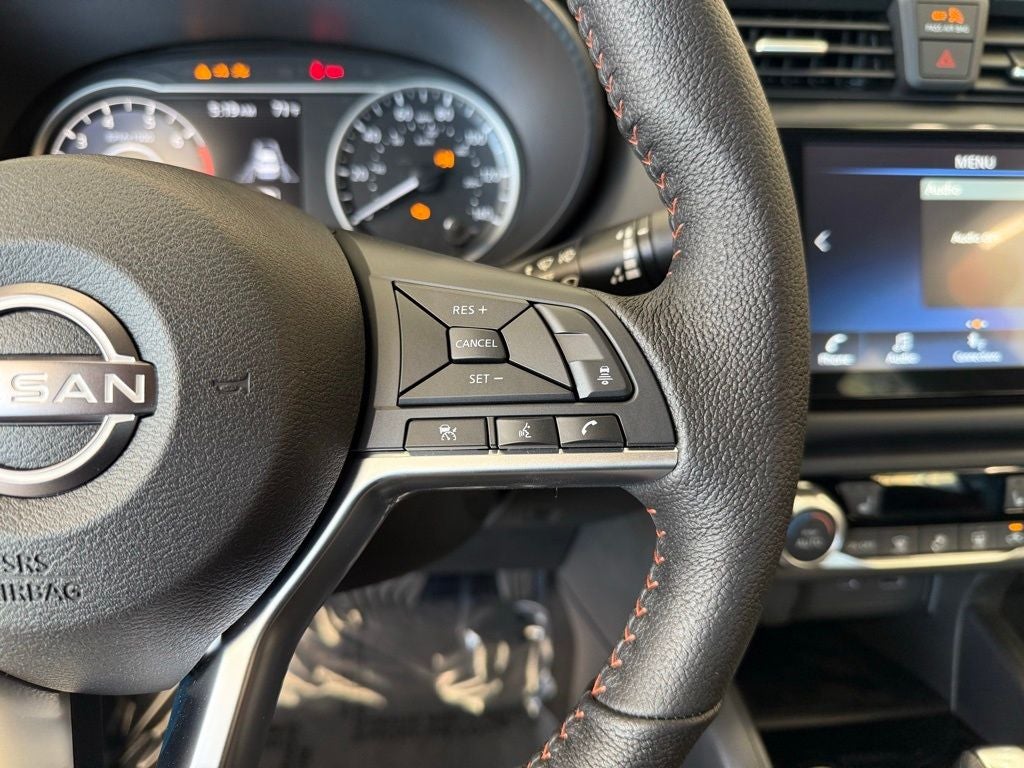 2025 Nissan Versa SR