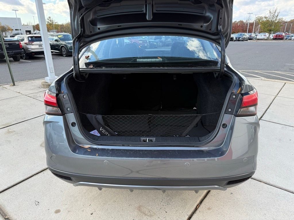 2025 Nissan Versa SR