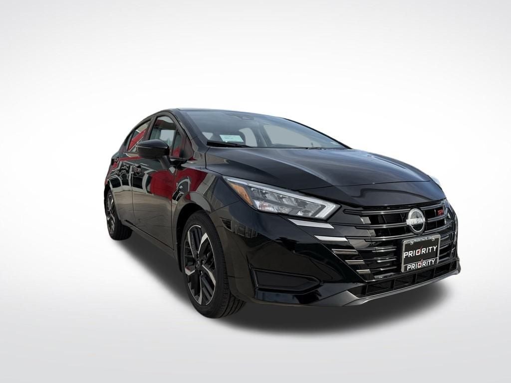 2025 Nissan Versa SR