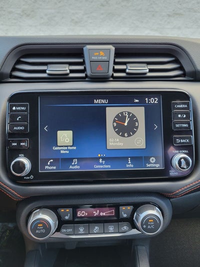 2025 Nissan Versa SR