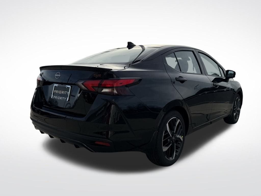 2025 Nissan Versa SR