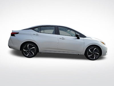 2024 Nissan Versa 1.6 SR