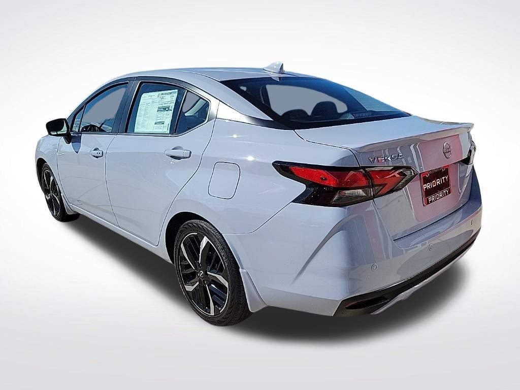 2025 Nissan Versa SR