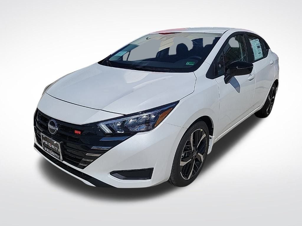 2025 Nissan Versa SR