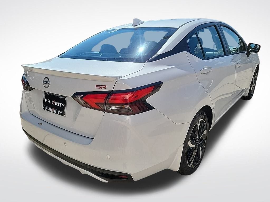2025 Nissan Versa SR