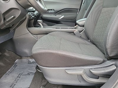 2022 Nissan Kicks SV