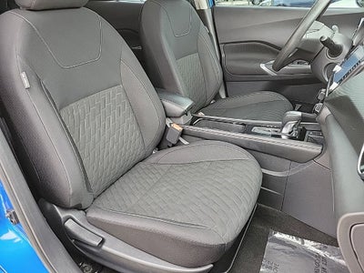 2022 Nissan Kicks SV