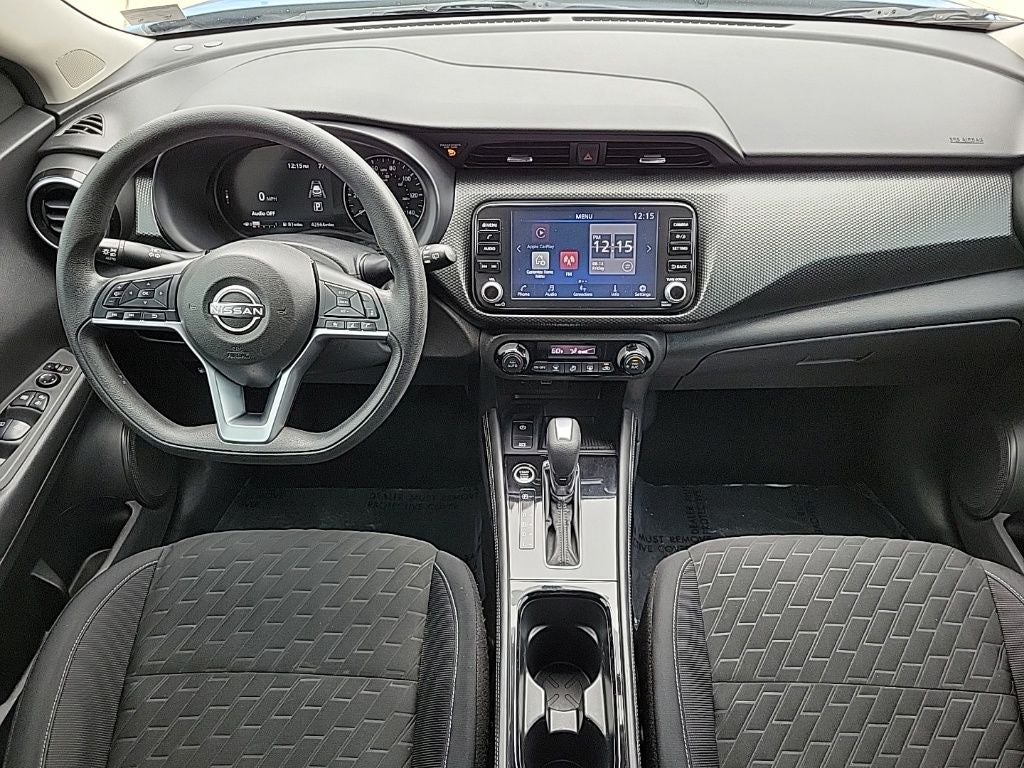 2022 Nissan Kicks SV