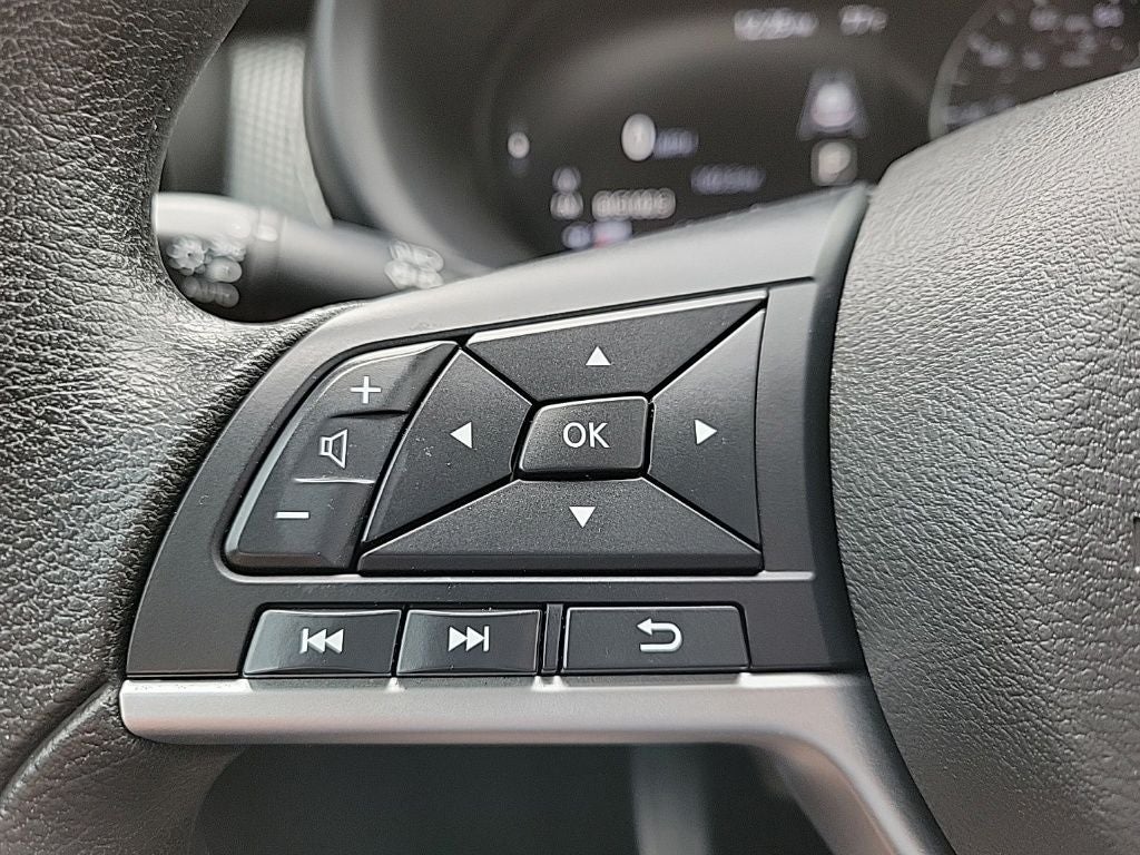 2022 Nissan Kicks SV