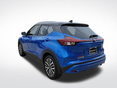 2022 Nissan Kicks SV