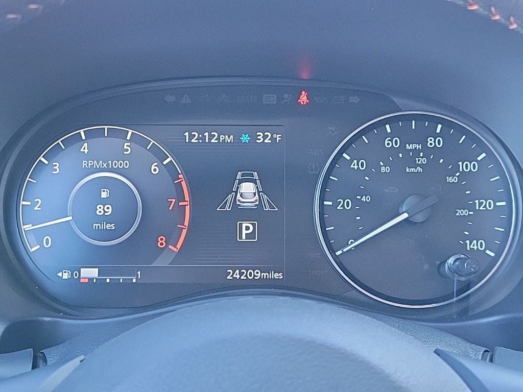 2023 Nissan Kicks SR