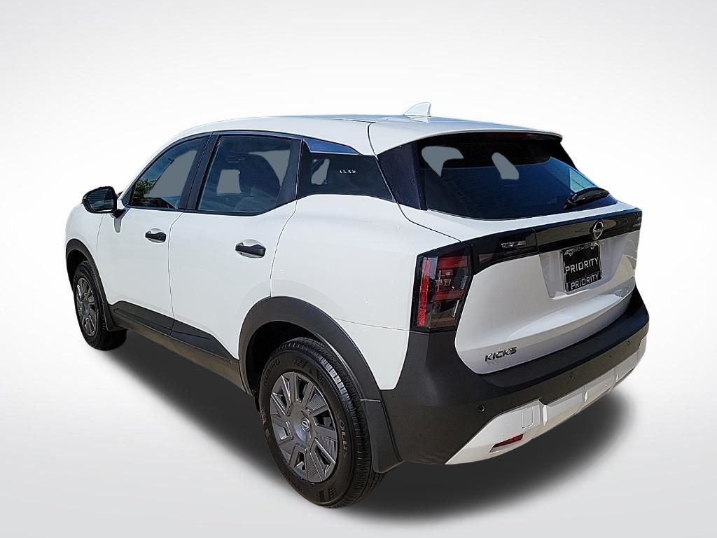 2025 Nissan Kicks S