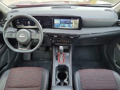 2025 Nissan Kicks SR