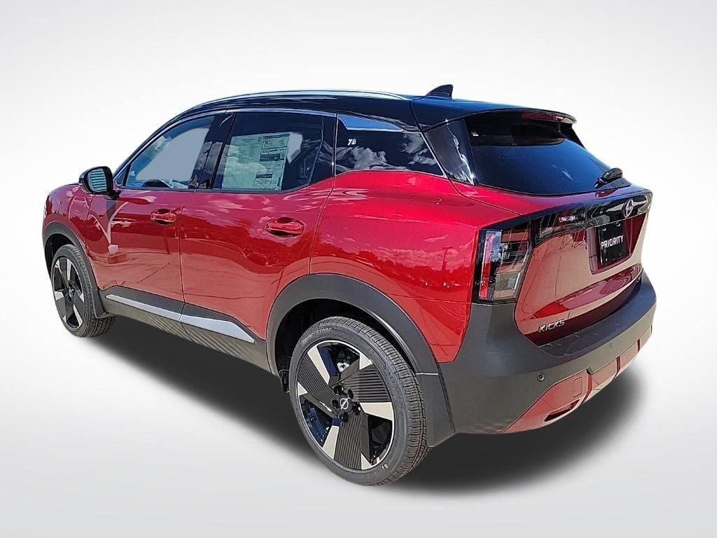 2025 Nissan Kicks SR