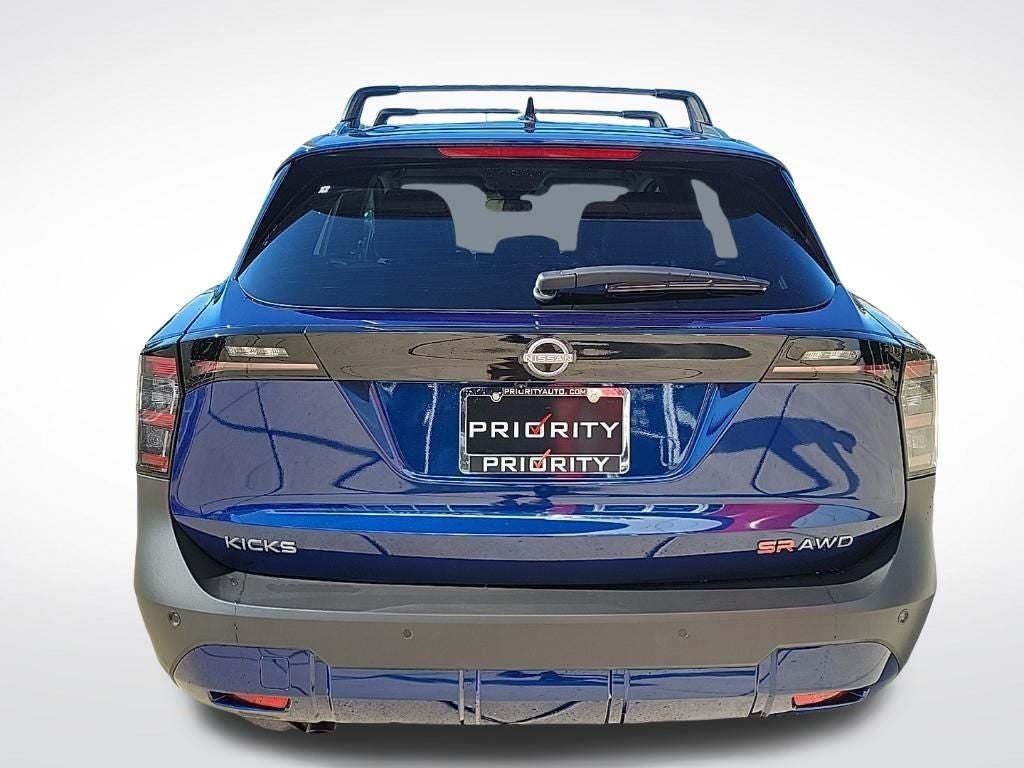 2026 Nissan Kicks SR