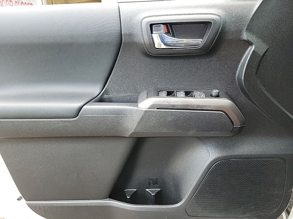 2022 Toyota Tacoma TRD Sport V6