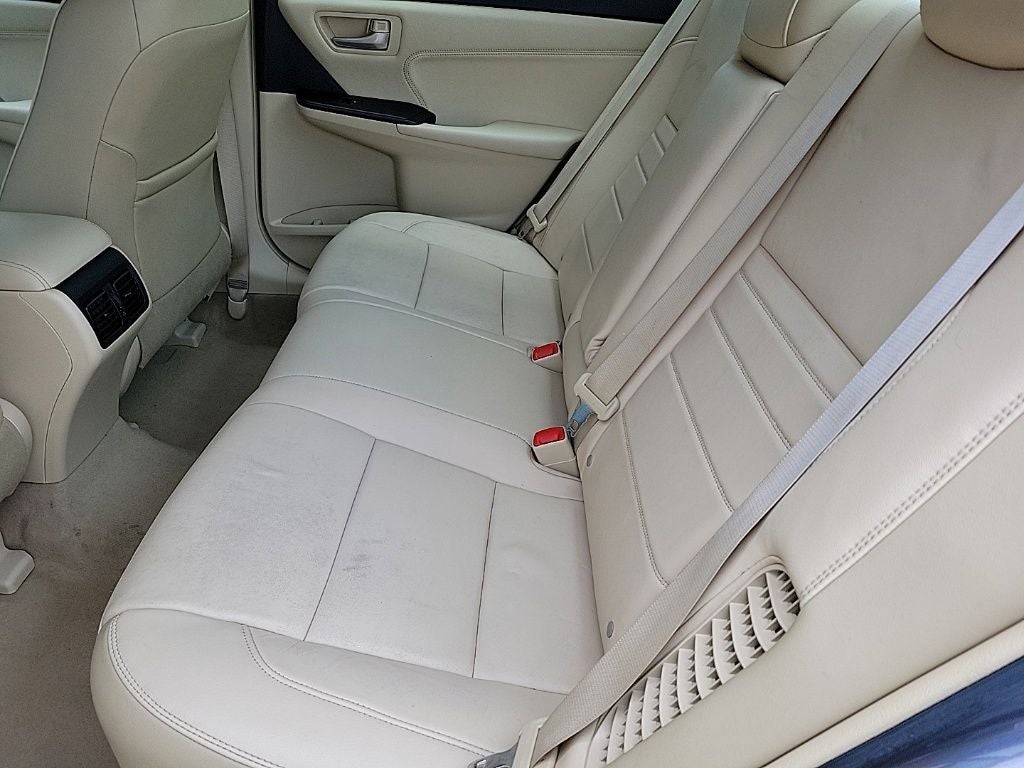 2016 Toyota Camry Hybrid XLE