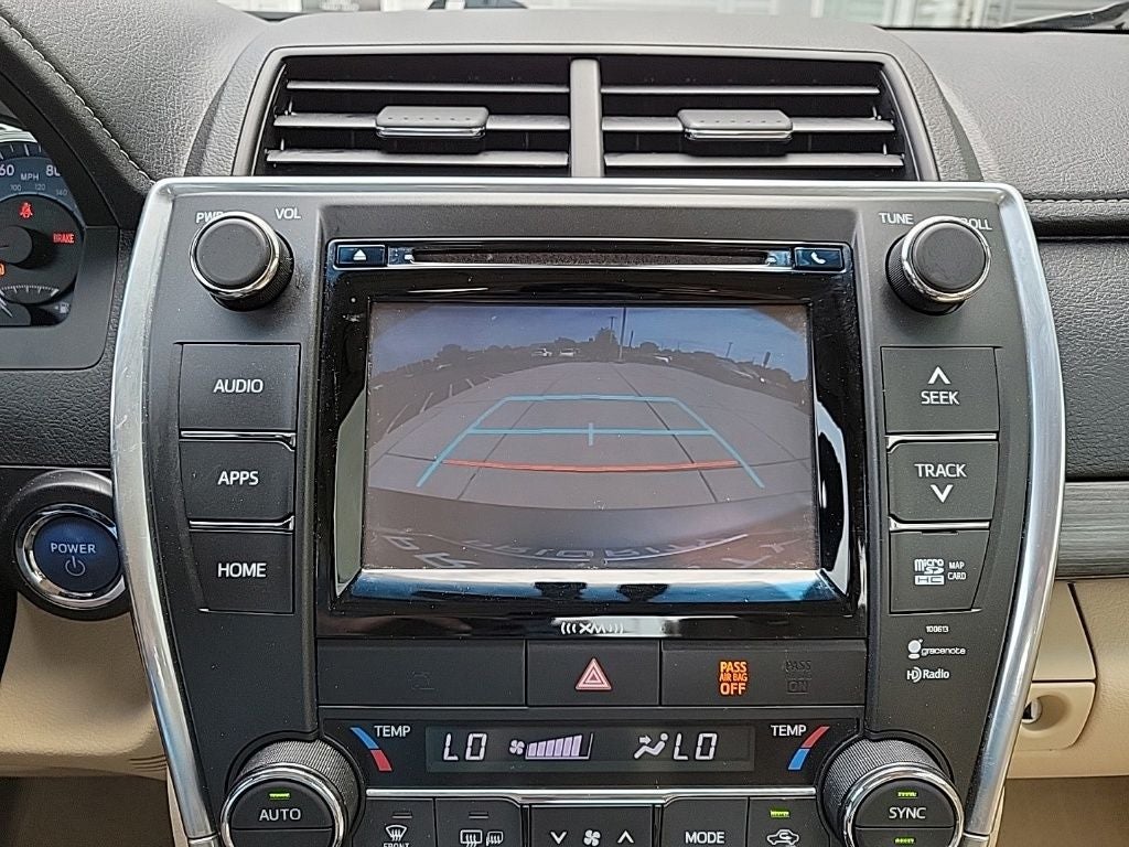 2016 Toyota Camry Hybrid XLE