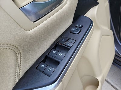 2016 Toyota Camry Hybrid XLE