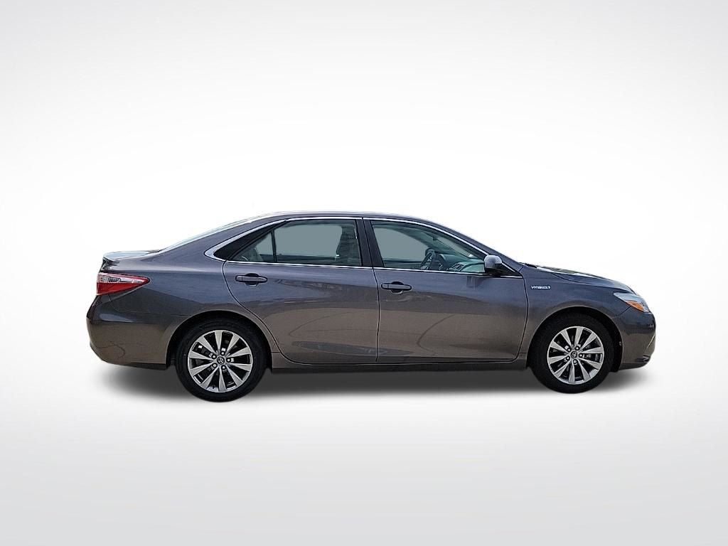 2016 Toyota Camry Hybrid XLE