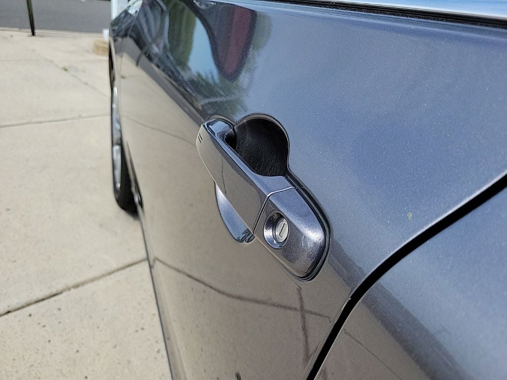 2016 Toyota Camry Hybrid XLE