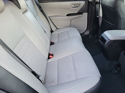 2017 Toyota Camry SE