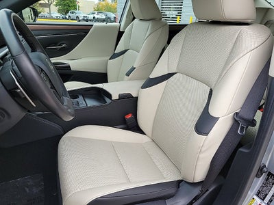 2025 Lexus ES 350