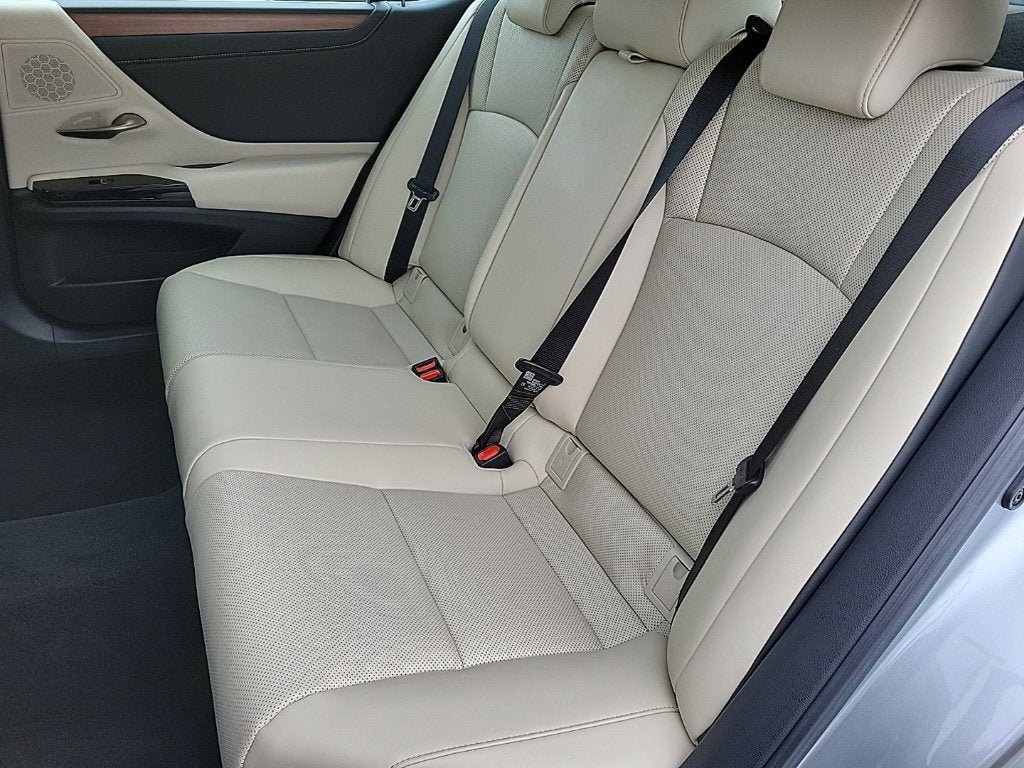 2025 Lexus ES 350