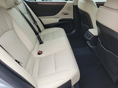 2025 Lexus ES 350