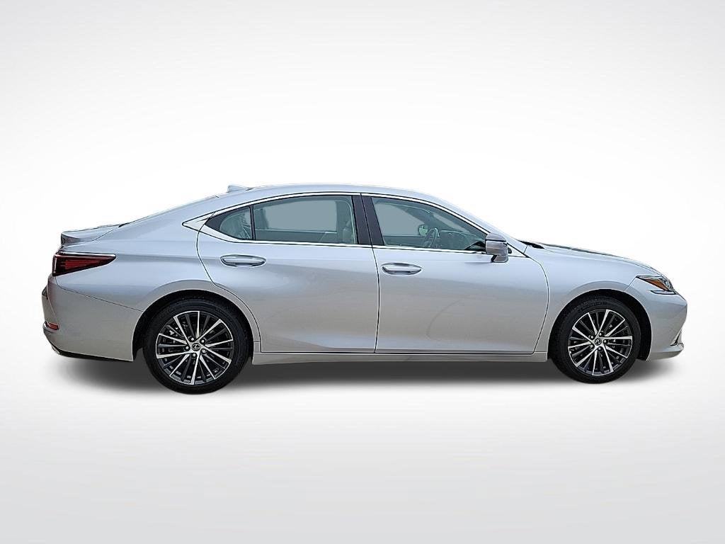 2025 Lexus ES 350