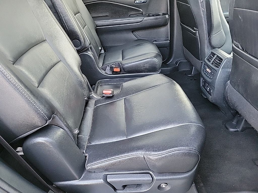 2022 Honda Pilot Touring 7 Passenger