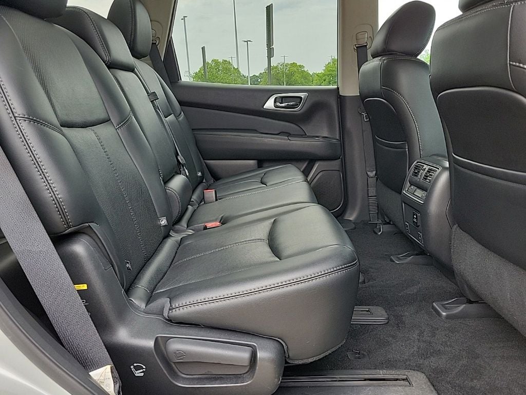 2016 Nissan Pathfinder Platinum