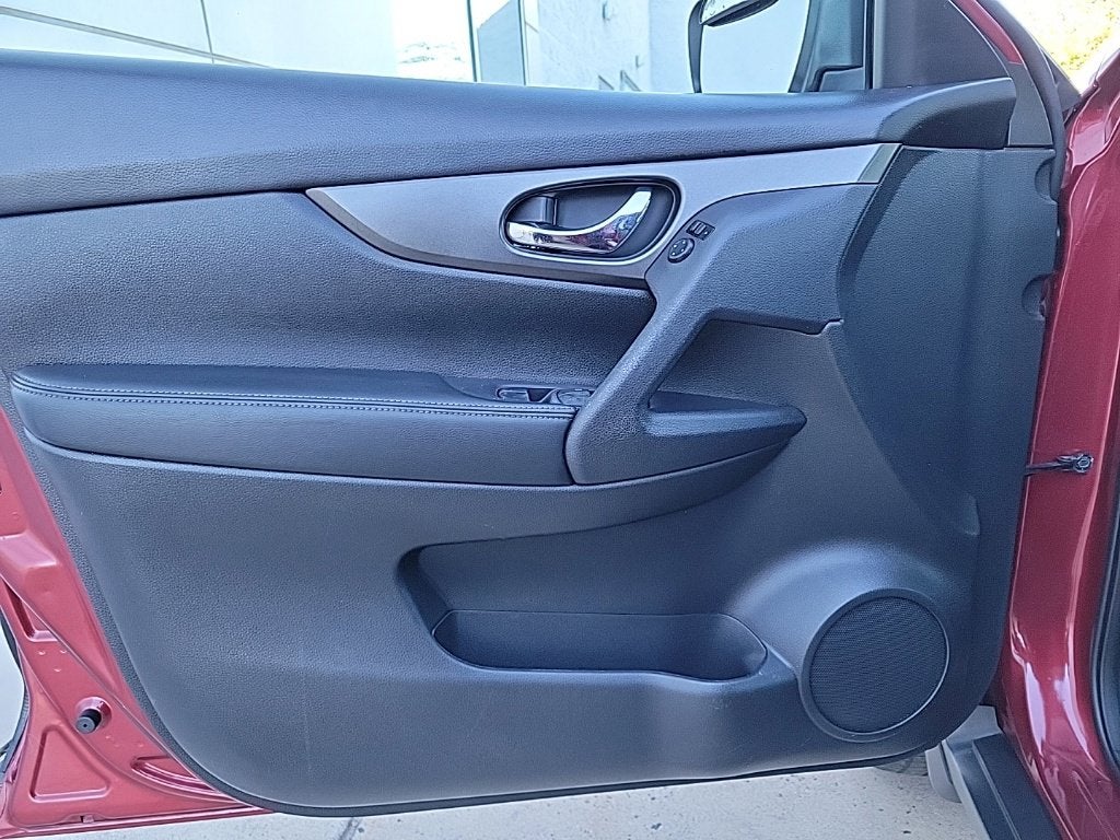 2014 Nissan Rogue S