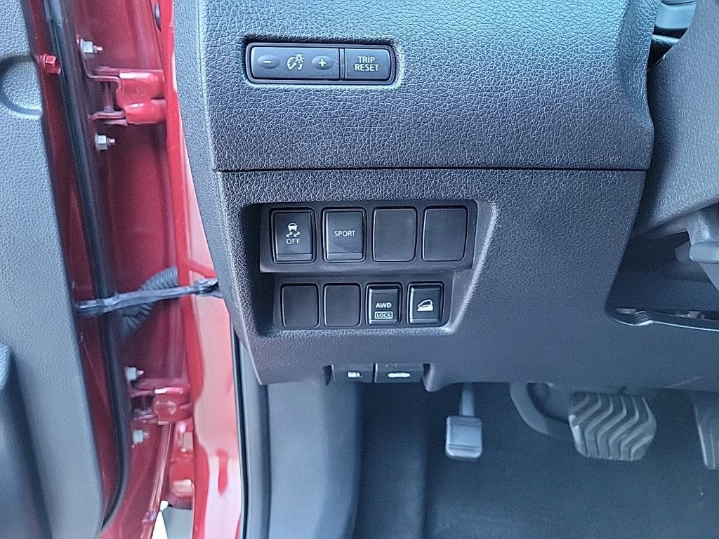 2014 Nissan Rogue S