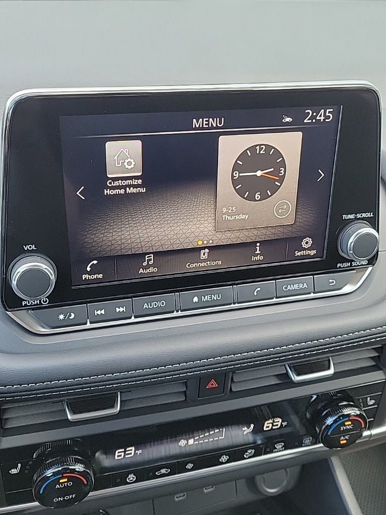 2026 Nissan Rogue SV