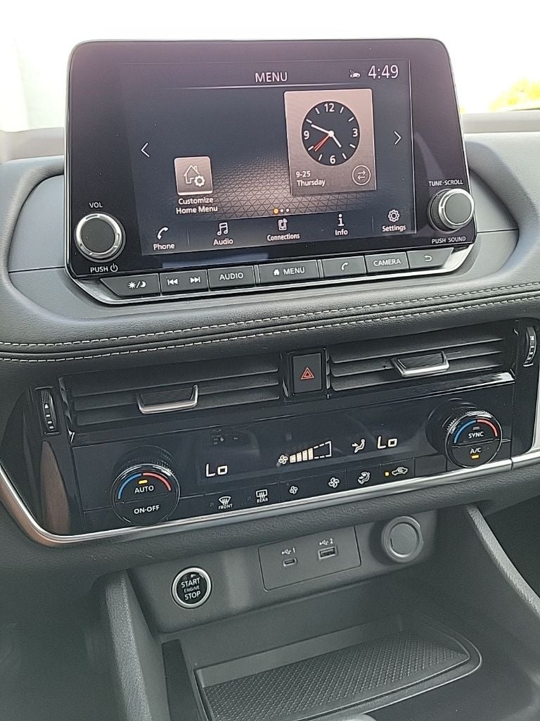 2022 Nissan Rogue SV