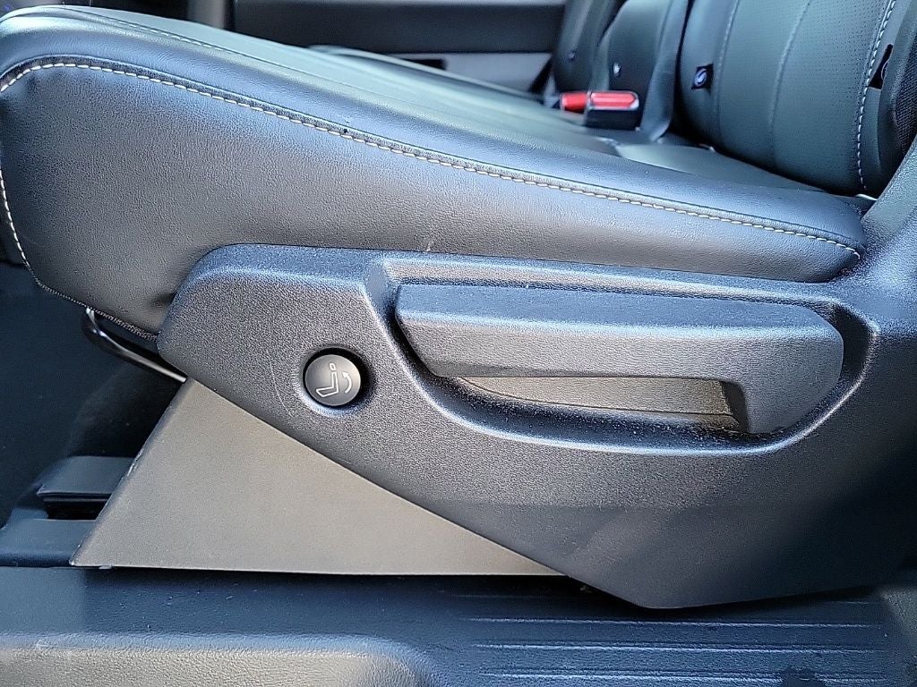 2023 INFINITI QX60 PURE