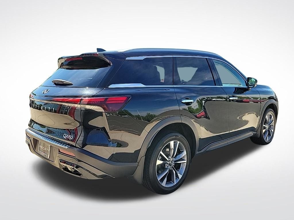 2023 INFINITI QX60 LUXE
