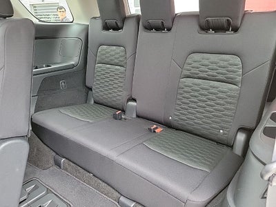 2024 Nissan Pathfinder S
