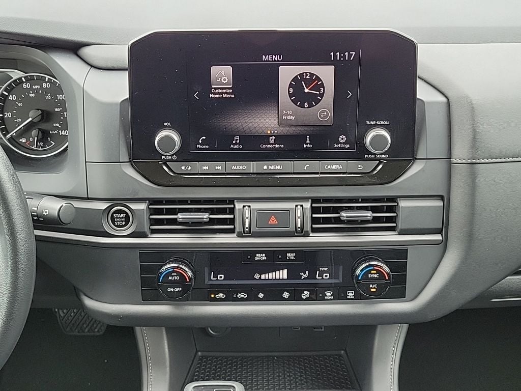 2024 Nissan Pathfinder S