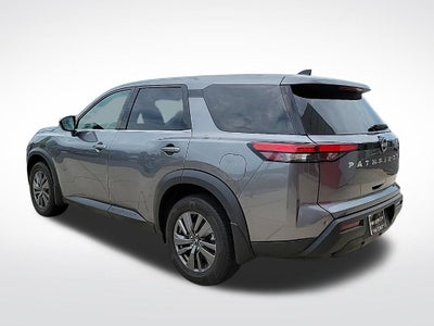 2024 Nissan Pathfinder S
