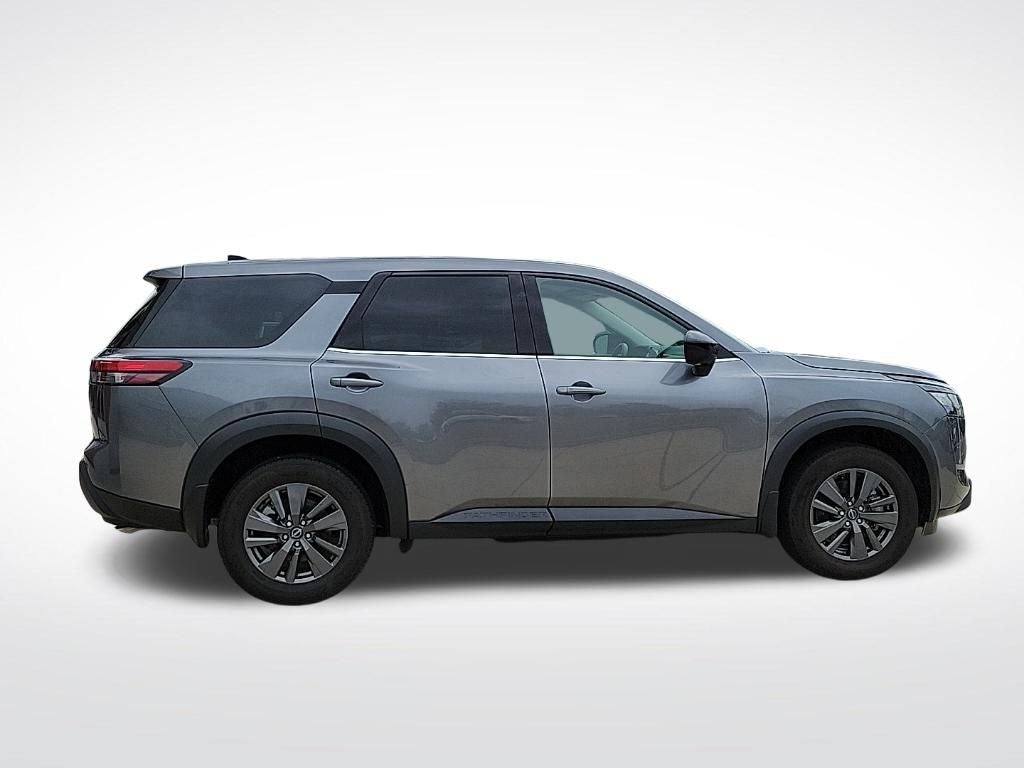 2024 Nissan Pathfinder S