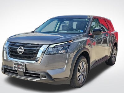 2023 Nissan Pathfinder S
